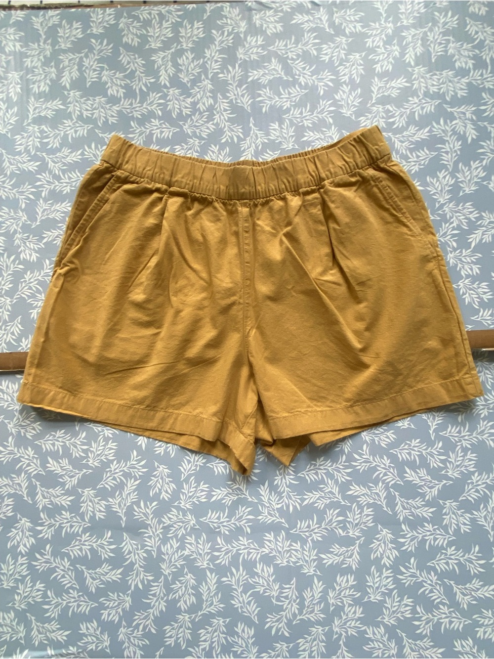 Uniqlo High-Waist Mustard Yellow Women's Shorts